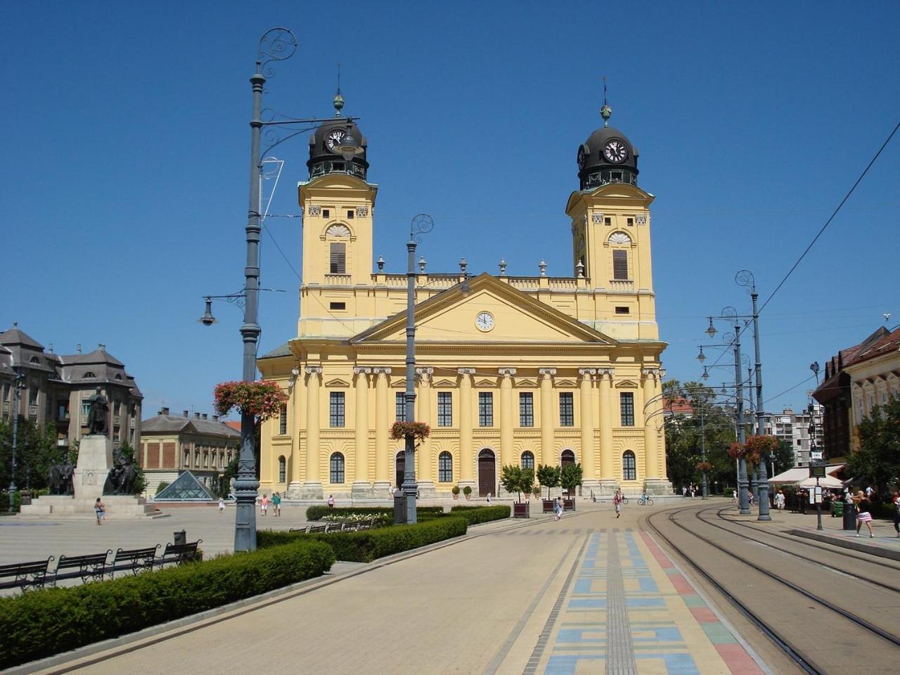 Dolce Vita Apartman Debrecen Exterior foto